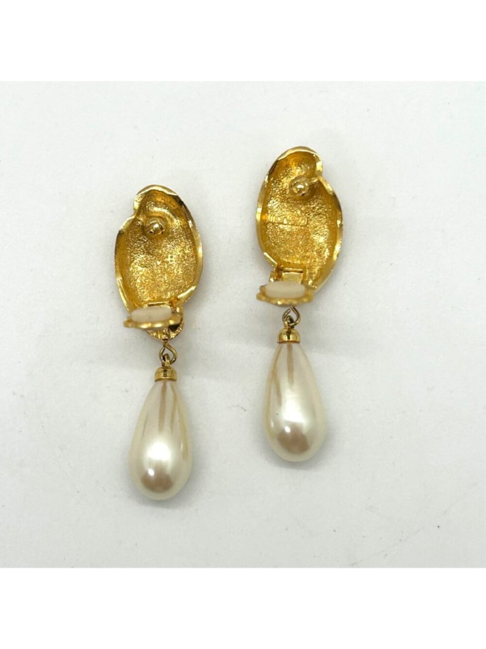 Vintage Faux Pearl Teardrop Earrings Marvella Gold-Tone Clip-On Elegant Bridal - Picture 5 of 12